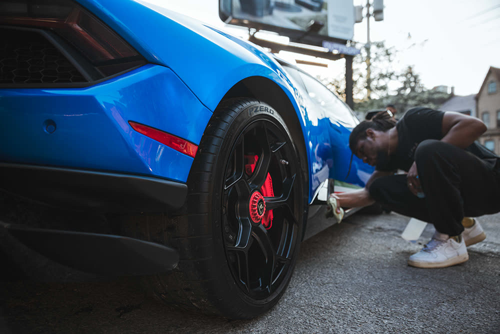 Mobile car washes contribute to environmental conservation through sustainable practices and eco-friendly solutions.